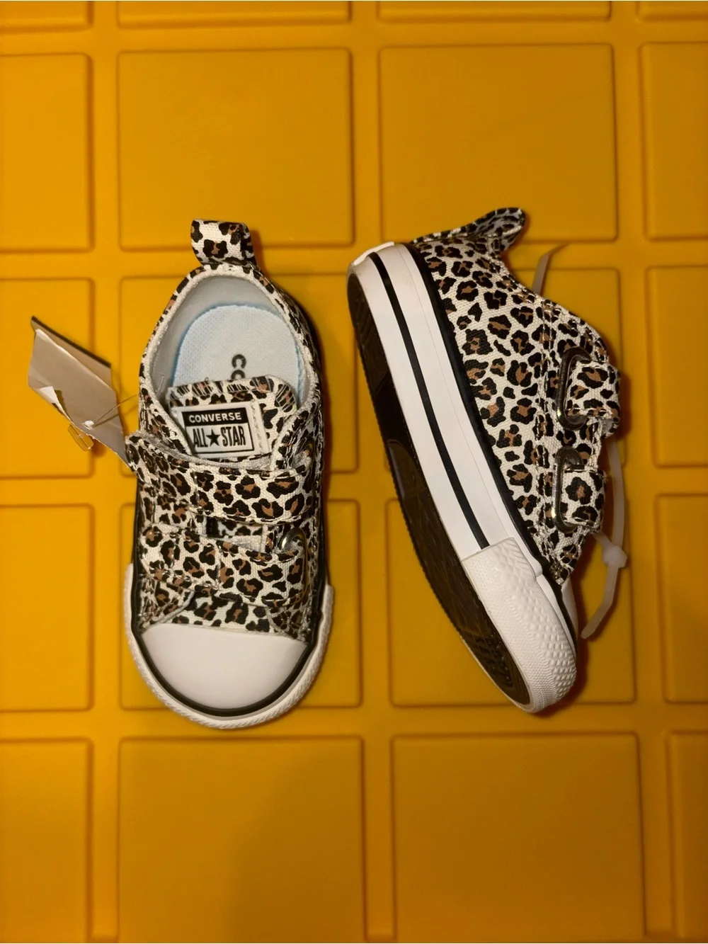 Converse Kids' Leopard Print Low Top Sneakers